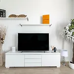 Tranquil Oasis 2 Bedroom Apartment In Nueva Andalucia Close To Centro Plaza